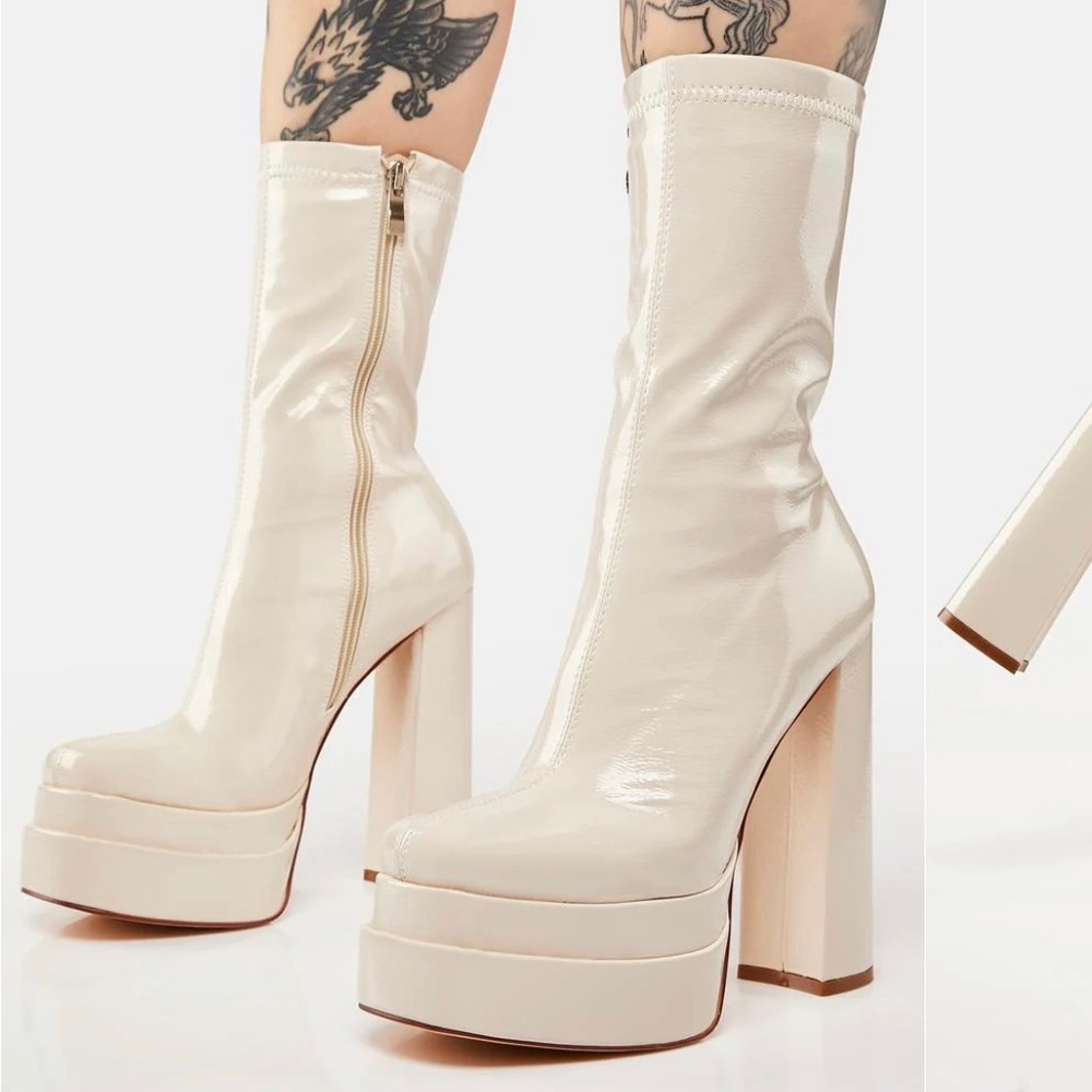 Beige Martha Platform Boots - Simmi